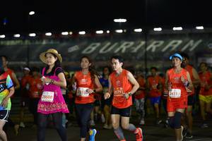 BIB: 23510, 20791, 28608, 24119
                            <button type="button" onclick="openModal(10863000)" class="btn btn-primary btn-sm float-right btn-popup" data-toggle="modal" data-target=".modal-high-quality">
                        <i class="fas fa-shopping-cart"></i> Add to Cart
                    </button>
                                            <button type="button" onclick="isThisMe(10863000, true)" class="btn btn-success btn-sm float-right btn-popup btn-isme hidden" data-toggle="tooltip" data-placement="bottom" title="นี่คือรูปของคุณใช่ไหม คลิกที่นี่เพื่อเอาเข้าอัลบั้ม">
                        <i class="fas fa-plus"></i> Add to album
                    </button>
                    <button type="button" onclick="isThisMe(10863000, false)" class="btn btn-warning btn-sm float-right btn-popup btn-isnotme hidden">
                        <i class="fas fa-ban"></i> Remove from album
                    </button>